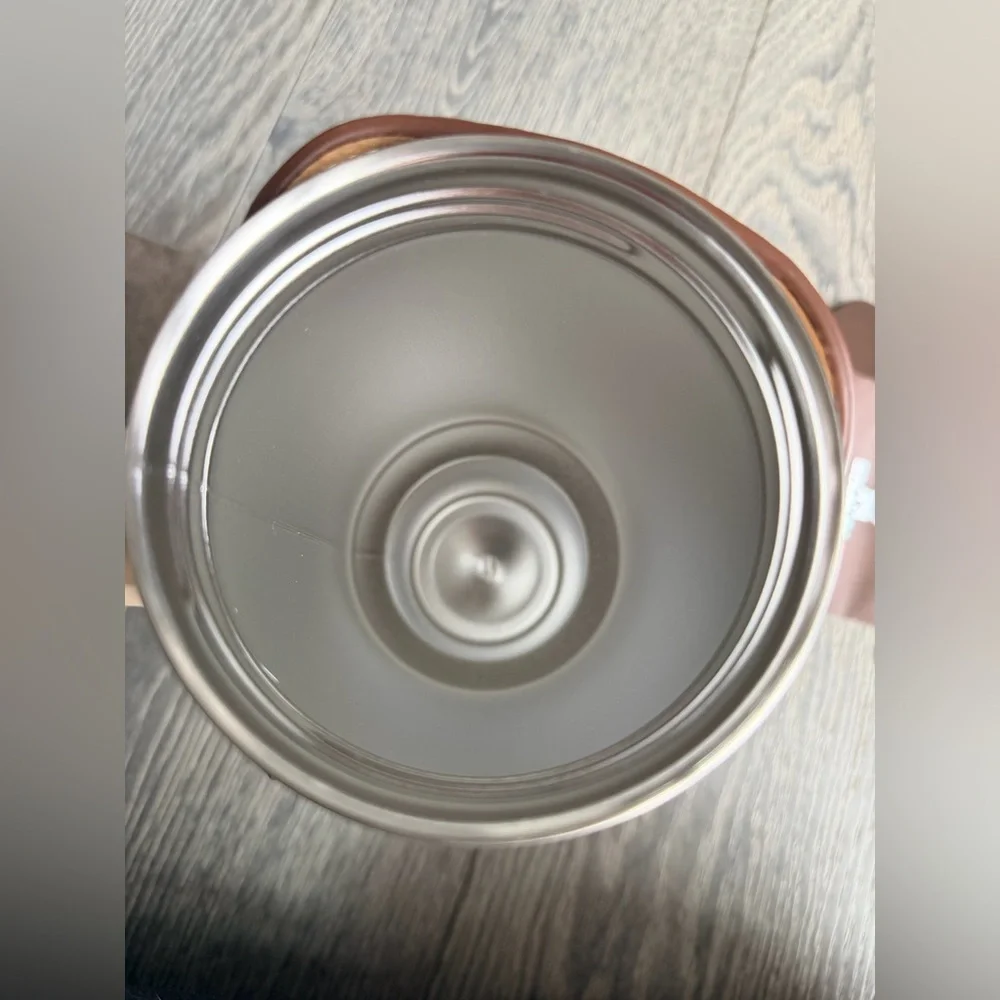 Post Malone x Stanley Quencher H2.0 FlowState Tumbler with Quencher Pouch Belt - Picture 15 of 16